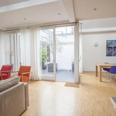 Helmers | Artfulstay * אמסטרדם