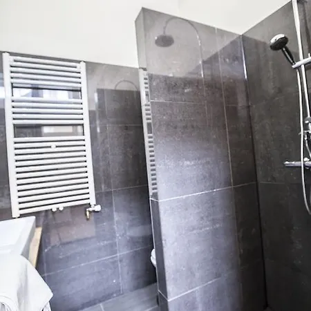 Helmers | Artfulstay Apartment Amsterdam