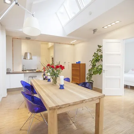Helmers | Artfulstay Amsterdam